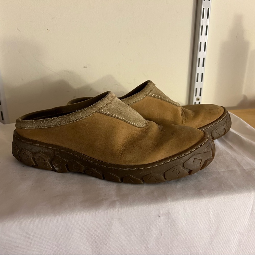 LL Bean Shoes Mens 7 M Clog Tan Leather Slip On Comfort Casual